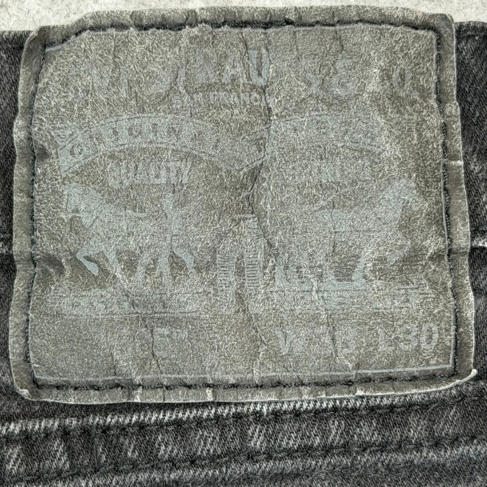 Levi's 505 Regular Fit Men's Black Jeans Size 34x28 Straight Leg Faded Denim - Picture 3 of 10
